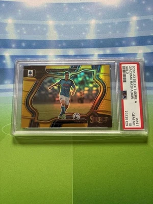 2022-23 Panini Select Serie A Field Level Giacomo Raspadori Gold /10 PSA 10 - Bild 1 von 2