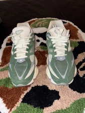 Size 11.5 - New Balance 9060 Nori