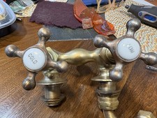 Antique Brass Clawfoot Tub Faucet/ Brass / Porcelain