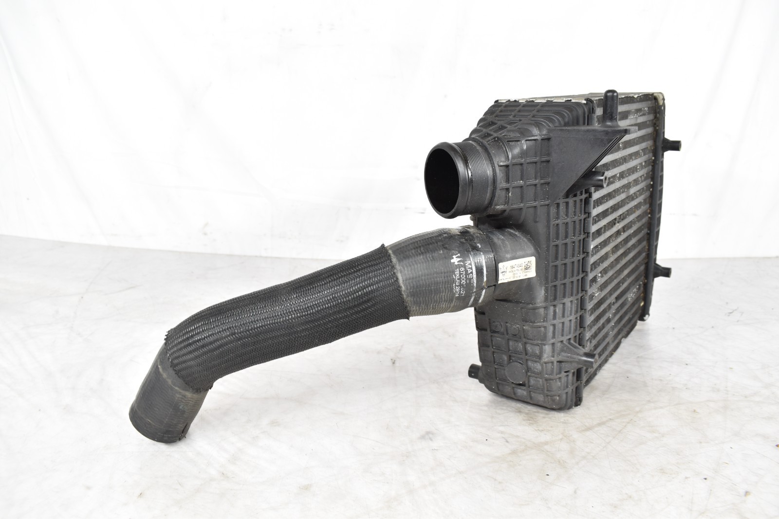 14-17 MASERATI GHIBLI 3.0 FRONT PASSENGER RIGHT RH SIDE INTERCOOLER ID 16474840