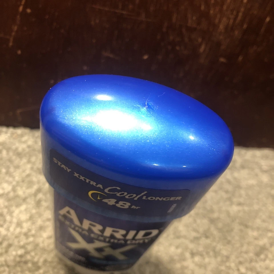 Desodorante antitranspirante Arrid Extra Dry XX gel transparente ducha fresca, 2,6 oz Foto 4 de 4