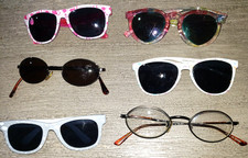 6 pair girls SUN GLASSES white tiny flowers DISNEY PINK ROUND DARK AND CLEAR LEN