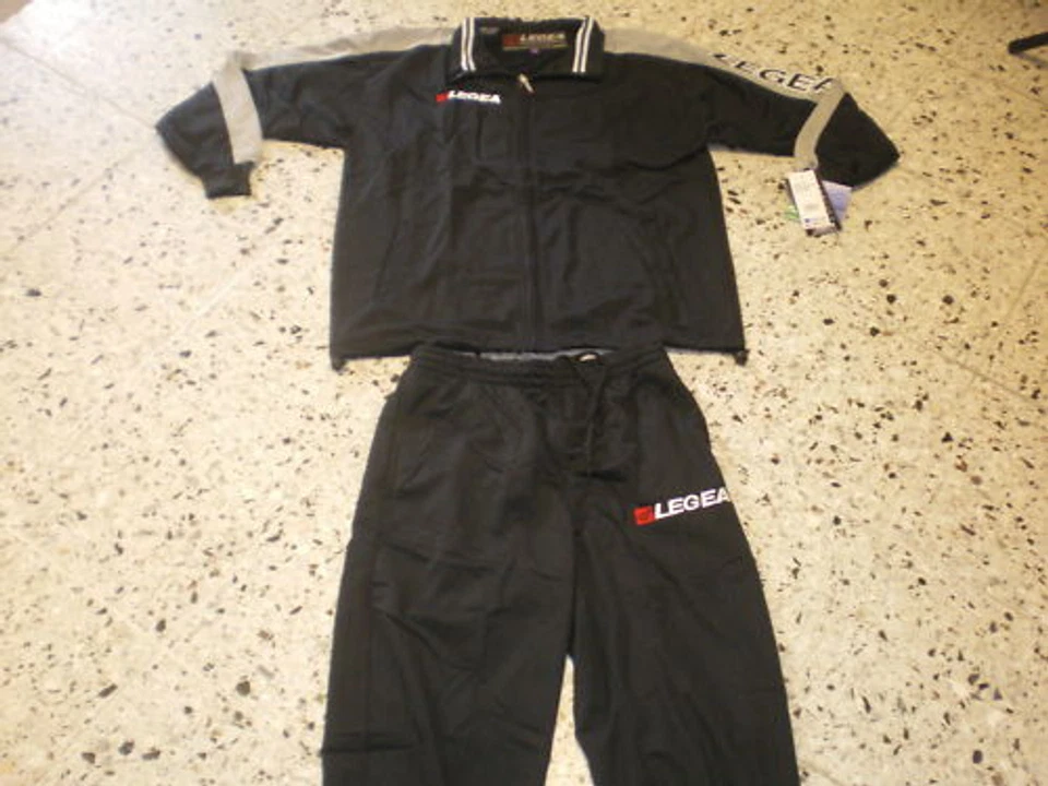 Aktion 25 ! Relaxanzug KENTUCKY v. Legea schwarz/grau Gr. XL