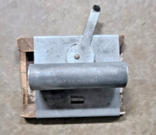 HARDWARE PRODUCTS CO OF NEW YORK HAND SANDING TOOL MADE IN THE USA PAT PENDING