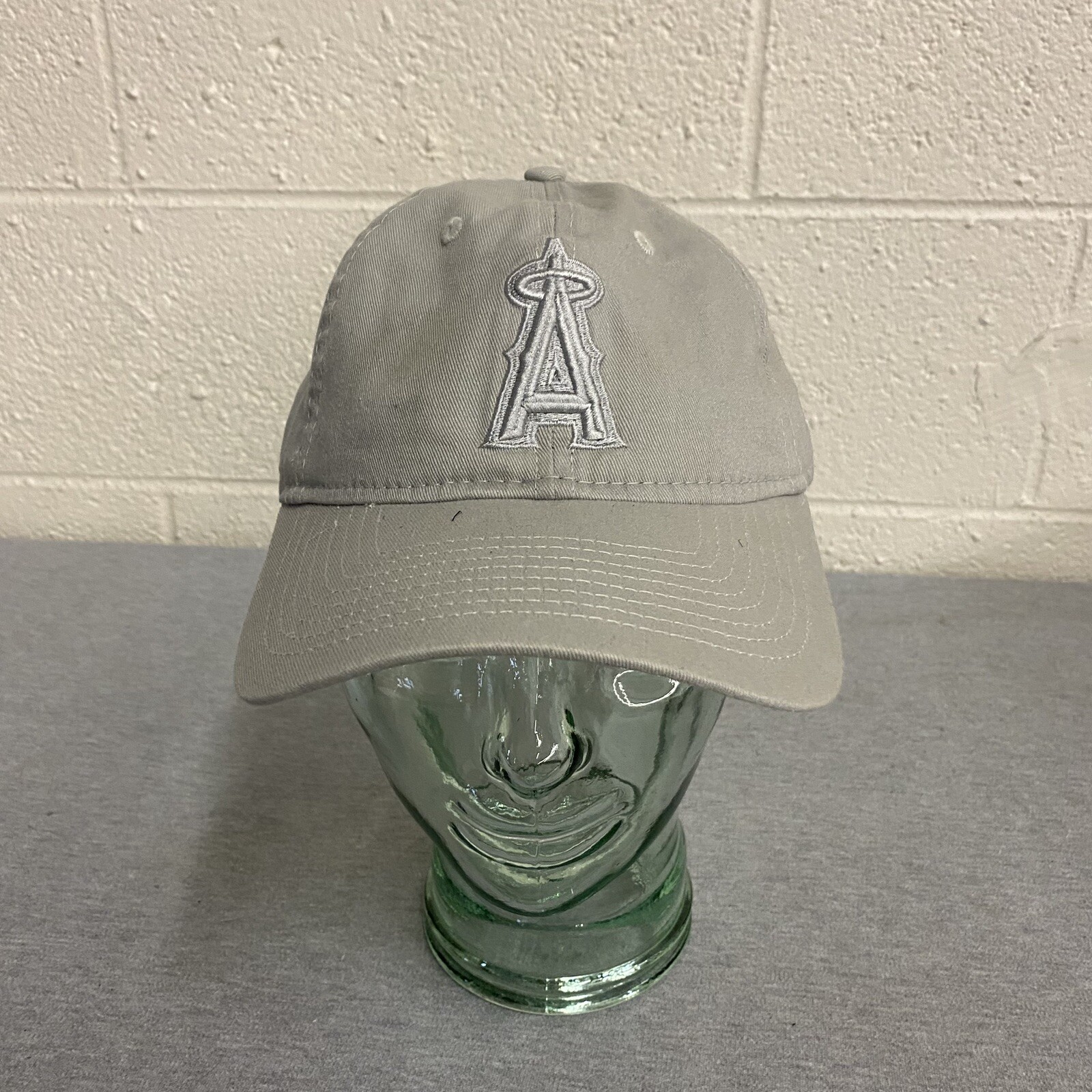 Los Angeles Angels MLB New Era Gray 9Twenty Baseball Hat