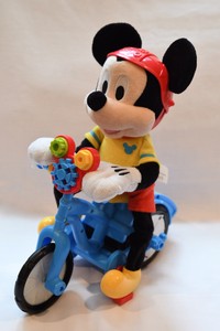 mickey mouse clubhouse boppin bikin mickey