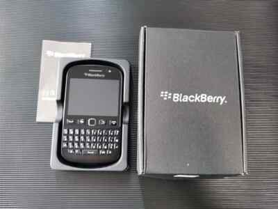 Unlocked BlackBerry 9720 3G WIFI Black/Pink 5MP Camera FM Radio