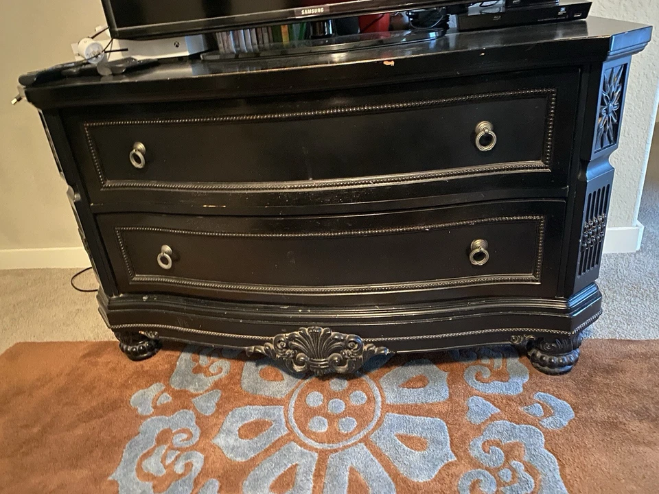 Britannia Rose Bedroom Set - Image 3 of 4