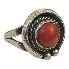 Vintage 70s Sterling Silver Red Coral Ring Sz 5 Beaded Rope Bezel Navajo 4.75 g