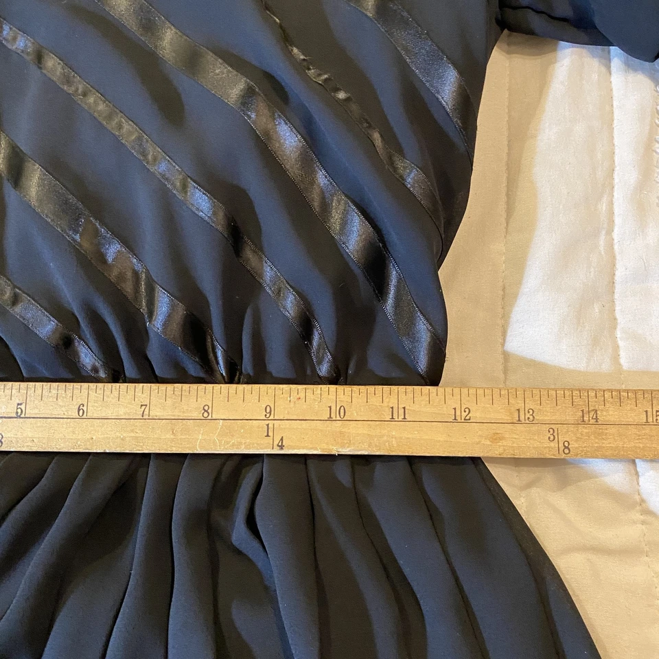 VTG Leslie Fay Dress Womens 8 Black Sheer Pleated Puff Sleeve USA 80s - Image 4 of 4