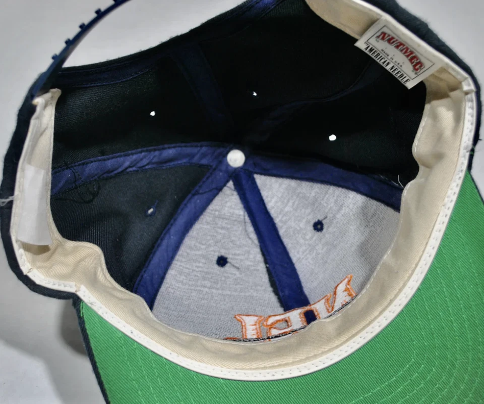 Vintage Chicago Bears Nutmeg Snapback(FIts small) - Image 2 of 3