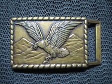 SOARING AMERICAN EAGLE SCENE BELT BUCKLE VINTAGE RARE 1970s USA PATRIOT 