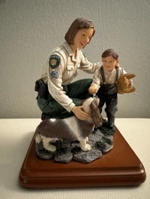 1999 Vanmark Comforting Distraction Figurine 5 1/2 Inches Tall