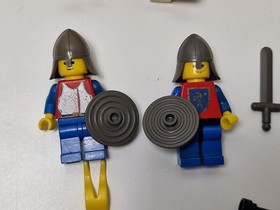 Lego Vintage Set Legoland Castle 6039 Twin Arm Launcher, with instructions