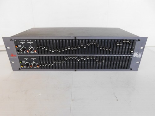 DBX PROFESSIONAL PRODUCTS IEQ-31 EQUALIZER/LIMITER W/ TUPE VNR & AFS (MPT9)