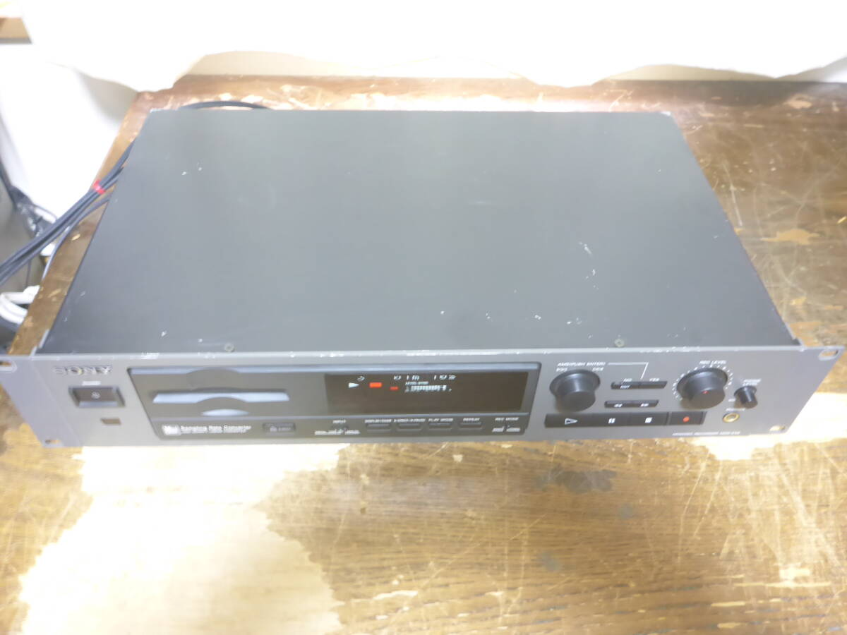 Sony Minidisc Recorder Mds-e58 With 10 Mini Discs Tested and