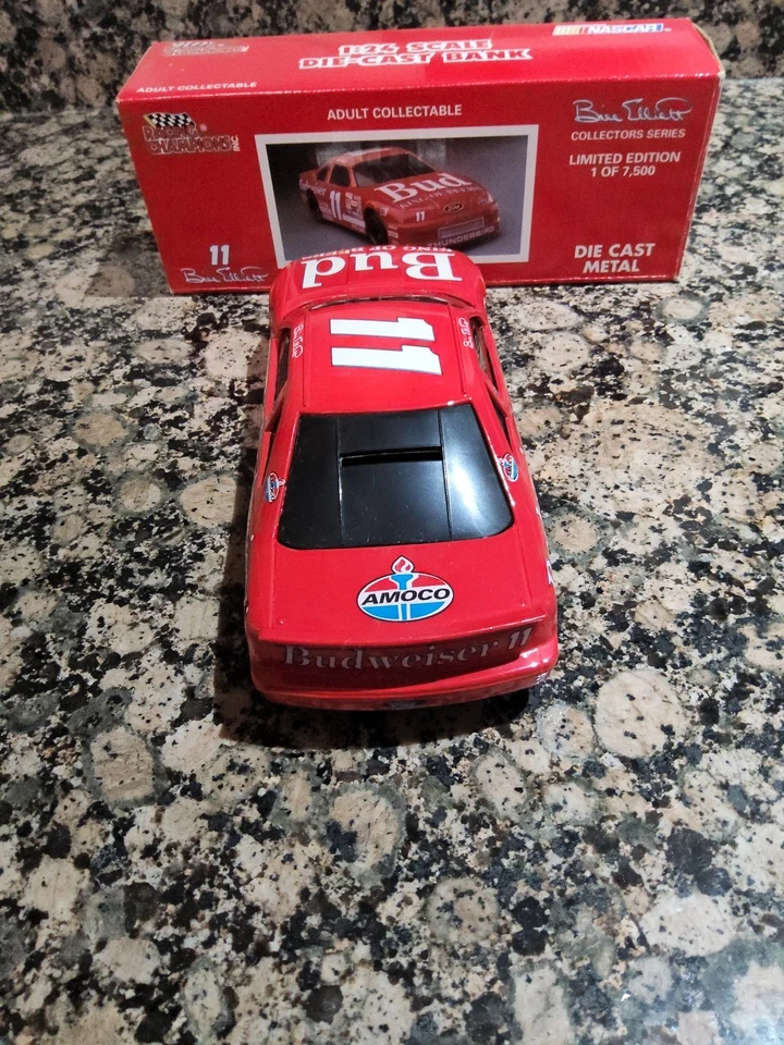 Bill Elliott #11 Budweiser 1993 Racing Champions escala 1:24 Diecast Bank 1/7500 Foto 2 de 4
