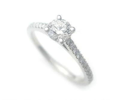 De Beers DB klassischer pavefarbener Solitärring Diamant Pt950 US#4 P0053831