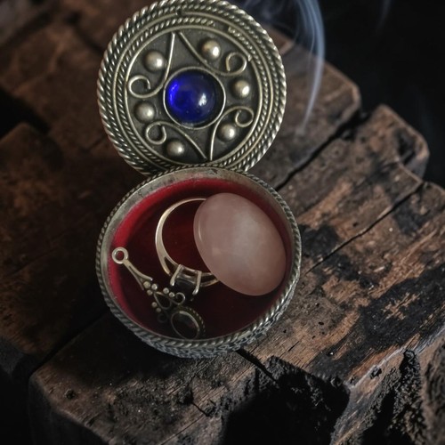 Witches Ritual Box- Jewelry + Conduit Ring (No Tariff Costs To USA Customers)