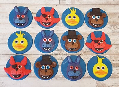 Handgefertigte 100 % essbare Five Nights at Freddys *nicht offiziell* Cupcake-Topper x 12