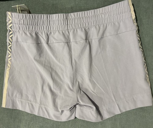 NWT New Adidas Women's M Medium Shorts Light Purple Free Shipping - Picture 4 of 5