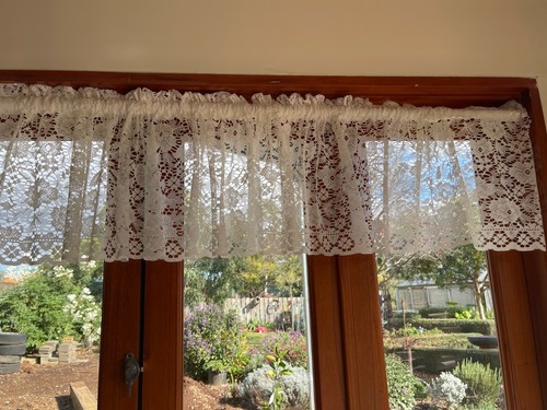 valance curtain