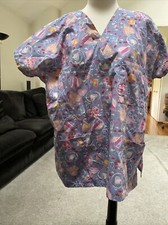 MHD V Neck 3 Pocket Hearts Scrub Top Size 10 / 12