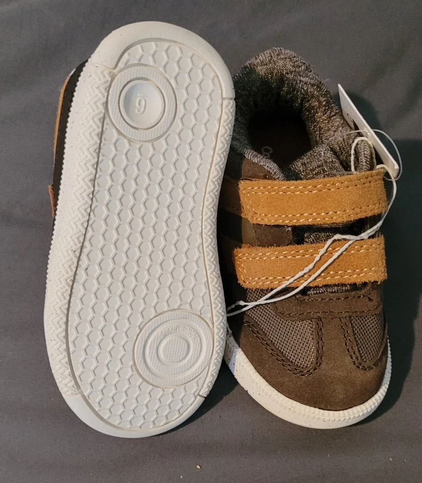 Cat And Jack Casey Niños Jóvenes Tenis Zapatos Tenis Tenis Marrón Cierre Fácil NUEVO Foto 4 de 4