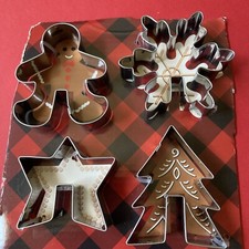 Christmas Cookie Cutter set - 4 pack metal. Baking Supplies