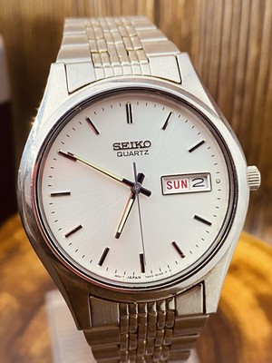 Vintage Seiko Men 7N43-9011 Day/Date Silver Tone 37mm Quartz Watch