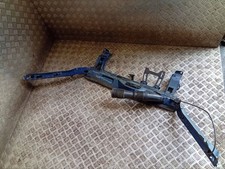 Mercedes-Benz A W168 2003 Vorne Tr&auml;ger Sto&szlig;stange Sto&szlig;f&auml;nger vorne ESH11878