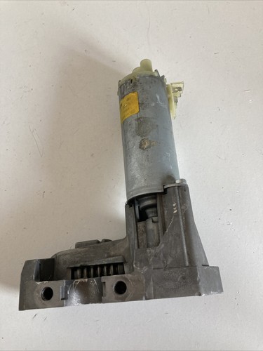 Volkswagen Phaeton Sitzverstellmotor vorne rechts 0130002508 Bosch Bj 2008