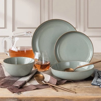 OVERANDBACK Over&Back Options 16-Piece Dinnerware Set Sage Stoneware Holiday Table Set