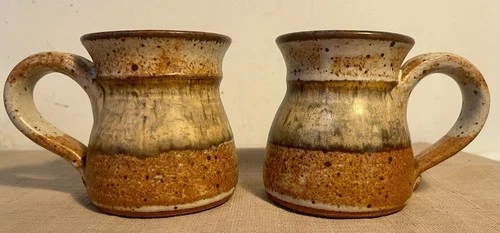 Set/2 Vintage Stoneware Studio Art Pottery Mugs Earthtones 8 oz. Signed