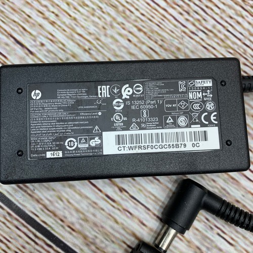 HP AC Adapter Power Supply TPC CA58 65W 19.5V 3.33A Laptop Charger - Picture 2 of 4