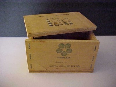 Vintage Boston 200 / 1776 - 1976 Boston MA Chinese Tea Co Wooden Crate Box Empty