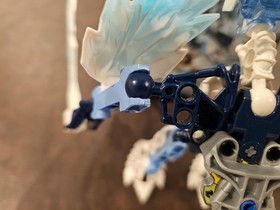 LEGO Bionicle Glatorian With Box & Manuals 8982 8983 For - Parts Or Repair 