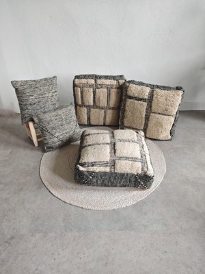 Berber Pouf & Kissenhülle aus Marokko, Beige Schwarz, Geometrische Muster, Hand