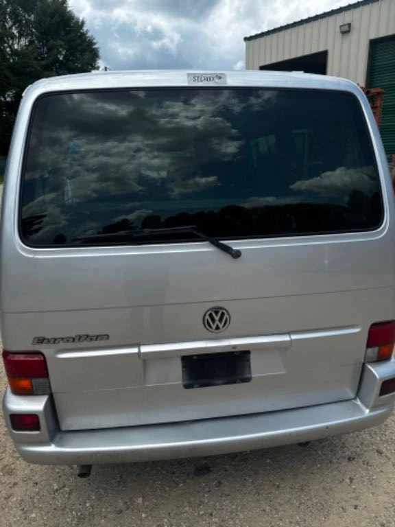 Soporte de núcleo de radiador usado se adapta a: Volkswagen Eurovan 2002 grado A Foto 2 de 4