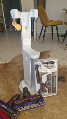 Dyson V10 Dok  freistehende Halterung und Ladestation 968923-01 mit Zubehör