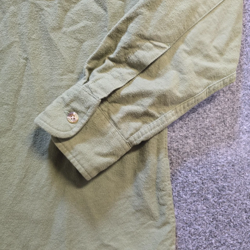 LL Bean Shirt Mens Size Medium Green Chamois Cloth Button Flannel Outdoor Casual - Image 4 of 4