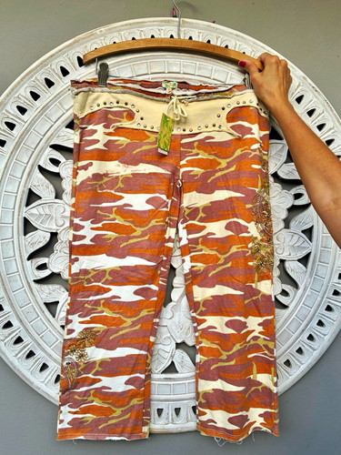 Y2K B.B. Jeans Capri Pants Size 5 Camo Drawstring Studded Embroidered Rhinestone