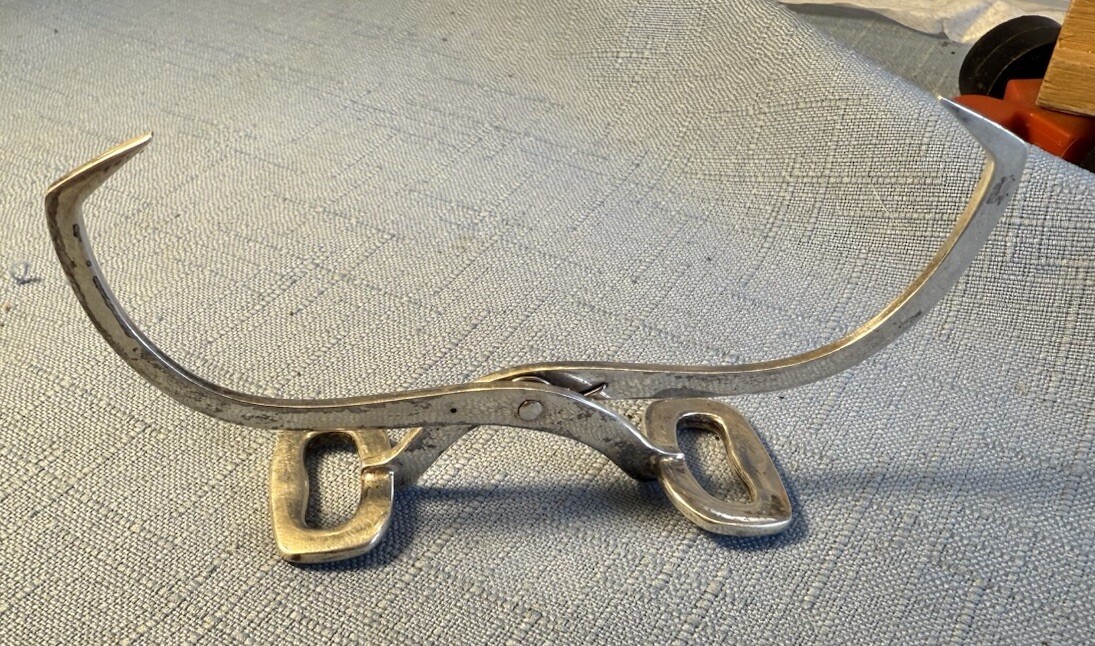 Vintage TIFFANY & CO .925 Sterling Silver  ICE TONGS Jewelry