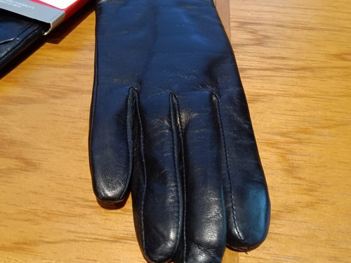 Charter Club Women's Leather Touch Screen Fleece Lined Gloves,Black, MEDIUM - Picture 7 of 8