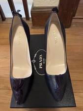 Prada - NEW-Black Leather Heels w. Ruffle Detail - EU 39 / US 8.5