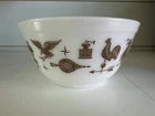 Vintage Bowl Pyrex brown & white Americana