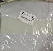 200 Sheets Tear Away Embroidery Stabilizer Backing - 8" x 8" Dissolvable Cutaway