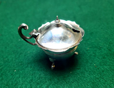 ROUND SILVER MUSTARD POT ON GEORGIAN STYLE FEET H/M B'HAM 1943 BY J SWANN & SON