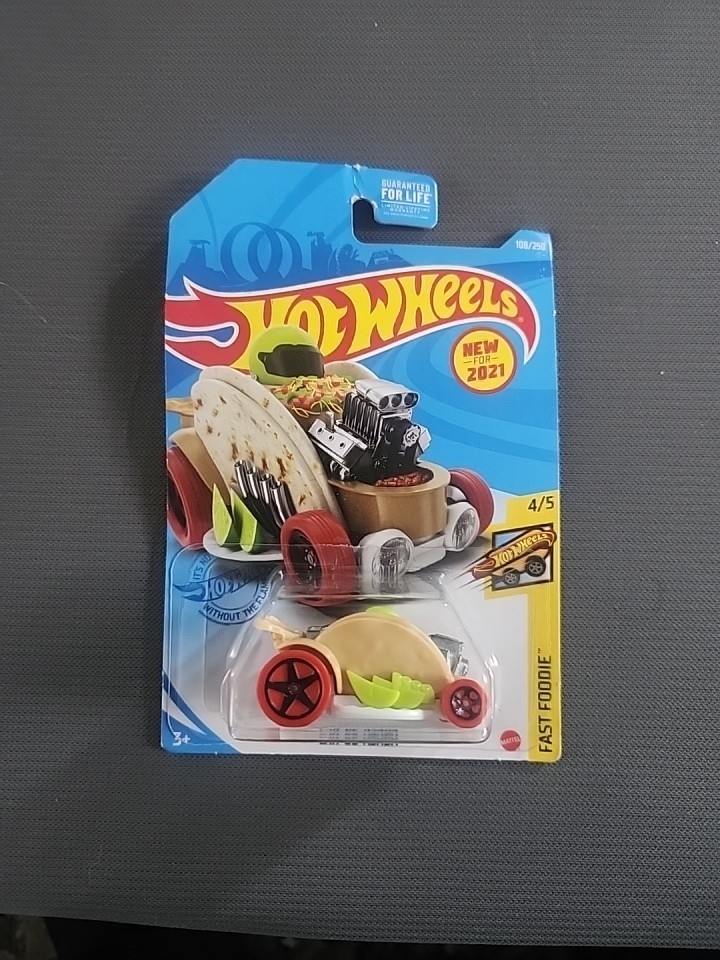 Hot Wheels Fast Foodie 4/5 Car-De-Asada 108/250 New For 2021 Sealed Hw23