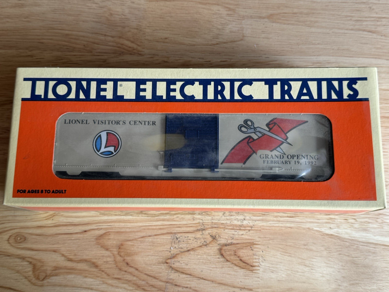 Lionel Visitor Center Boxcar O Gauge 6-l9920 train